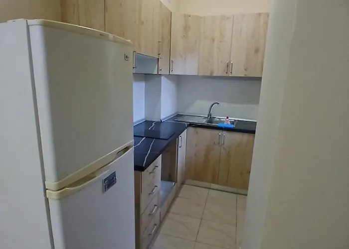 Giorgio's Apartmant On The Sea Durrës